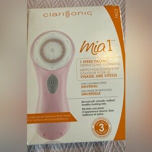 Clarisonic MIA 1 Speed Facial Cleansing Brush in Soft Pink